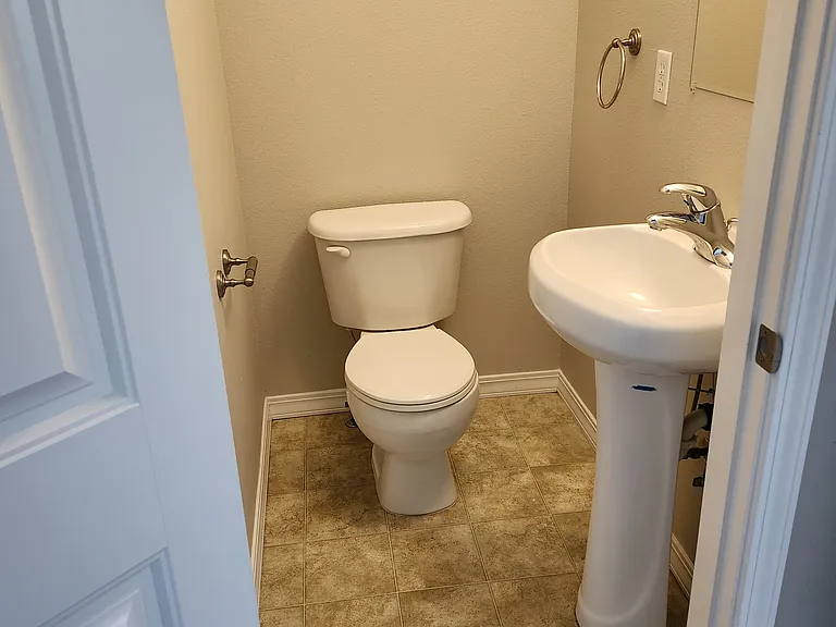 3007 W Madison Ave — Photo 17
