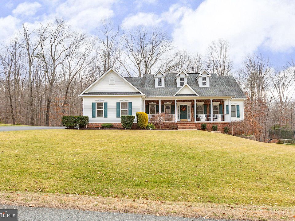 1st image of 115 River Acres Ln