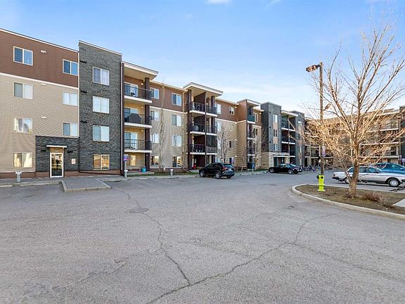 4th image of 355 NW Taralake Way NE #404