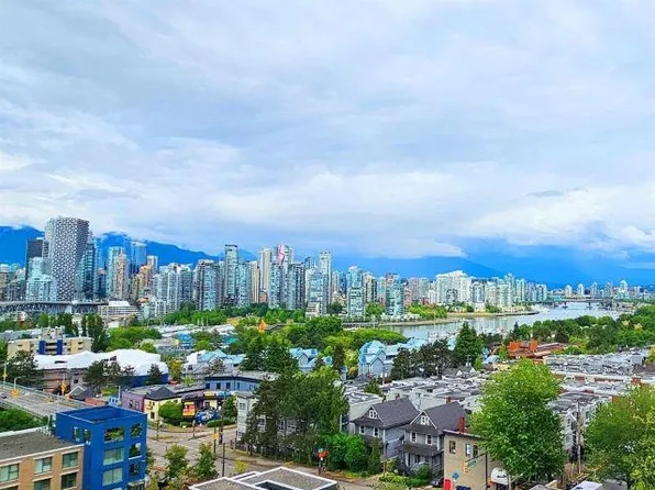 1438 W 7th Ave #1001, Vancouver, BC V6H 1C1