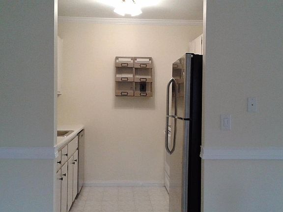 3rd image of 2120 Pauline Blvd APT 205