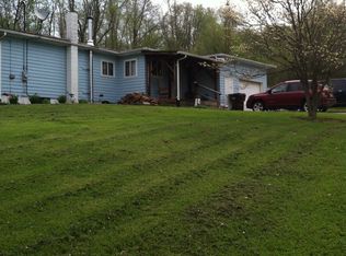 88 Flat Rd, Mercer, PA 16137