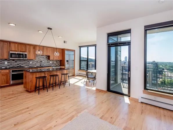 740 Portland Ave #1202, Minneapolis, MN 55415