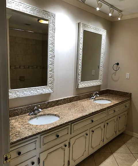 2202 Harding Ave — Photo 10