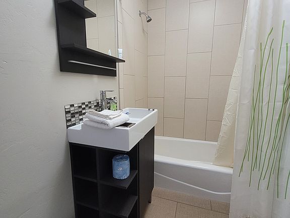 5th image of 164 S Main St #203948
