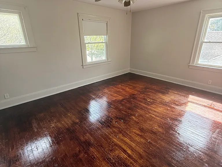 3261 Euclid Heights Blvd #A — Photo 9