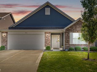 2561 Bridlewood Dr, Franklin, IN 46131