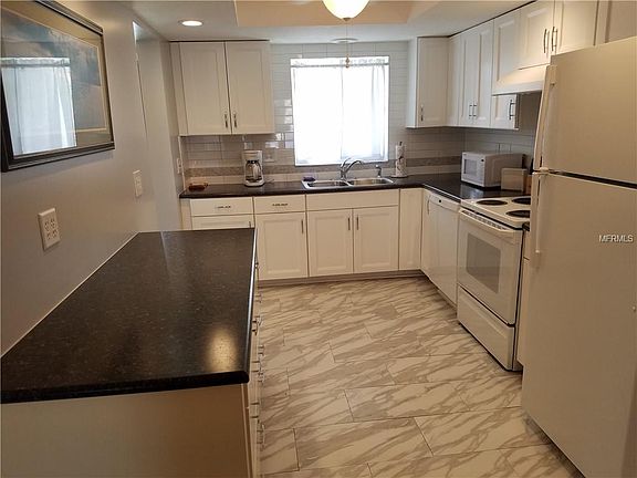 4th image of 3326 Lake Bayshore Dr
