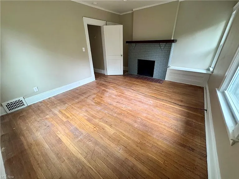 3235 Oak Rd — Photo 8