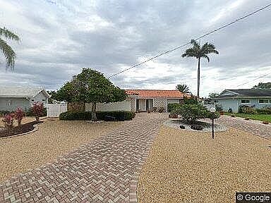 1st image of 5671 Bayview Dr