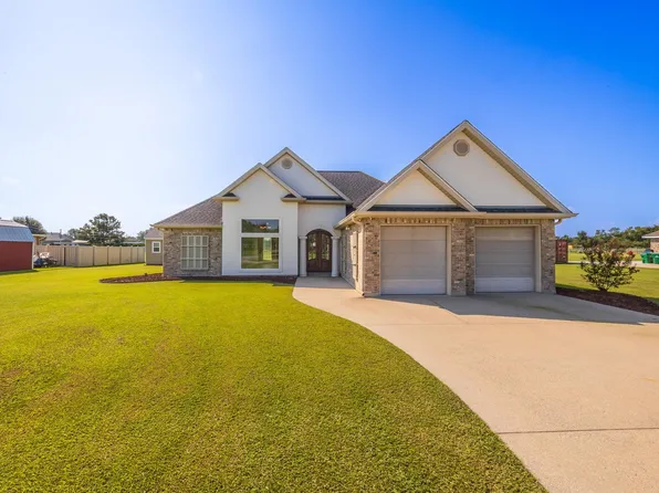 149 Bayou Crossing Dr, Raceland, LA 70394