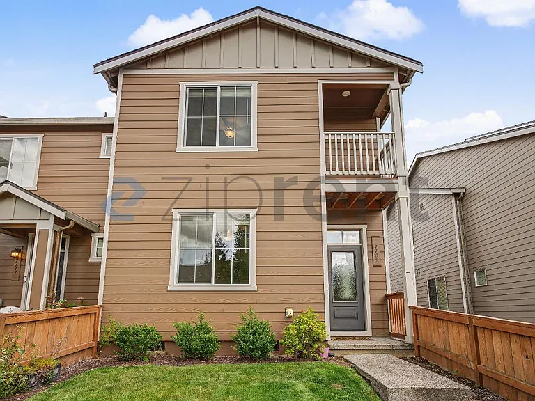 7105 NE 154th Ave — Photo 1