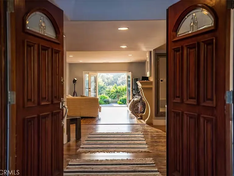 24361 Mulholland Hwy — Photo 4
