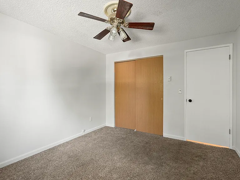 7906 N Dakota St — Photo 10