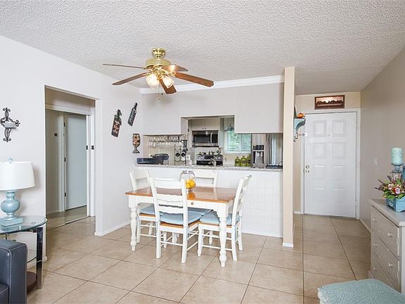 3rd image of 217 Airport Ave W APT 219