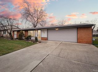 20309 Fremont St, Livonia, MI