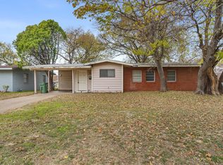 1905 Reever St, Arlington, TX 76010