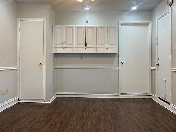 4th image of 7607 Harbor Dr