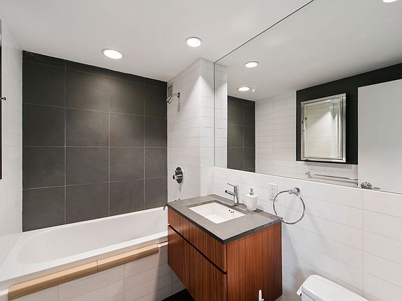 2nd image of 310 E Houston St APT 5E