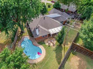 18520 English Oak Ln, Edmond, OK 73012