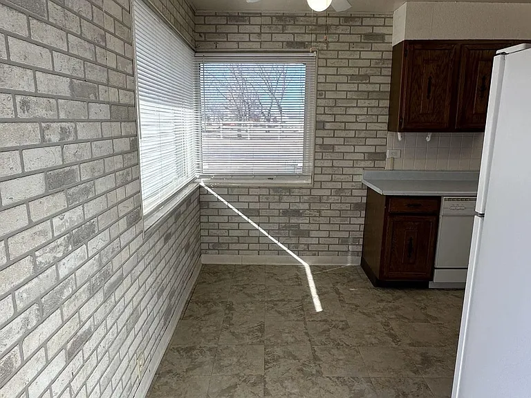 2883 N Bigler Ave — Photo 12