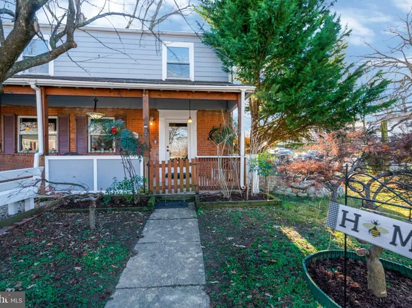 2211 Huntington Ave, Alexandria, VA 22303