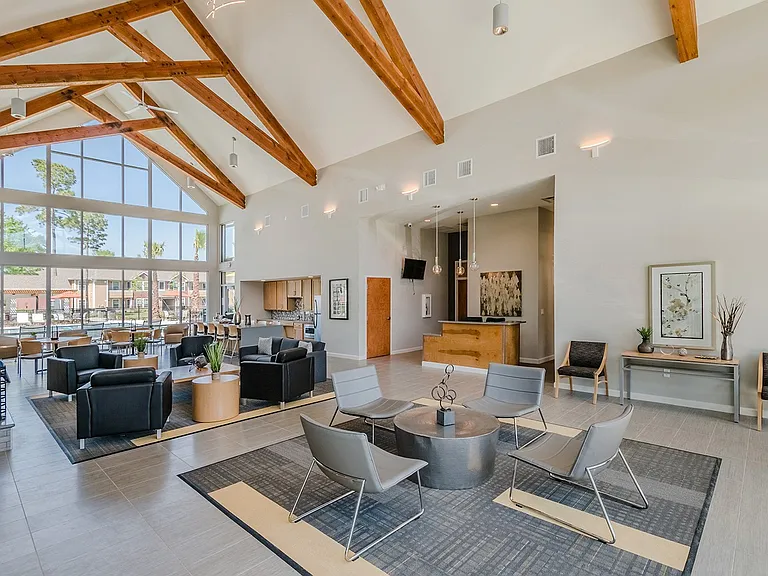 Lakecrest Village — Photo 3