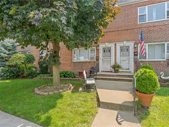 1513 Independence Ave #2B, Brooklyn, NY 11228