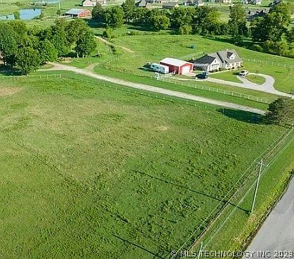 1st image of 225th East Ave