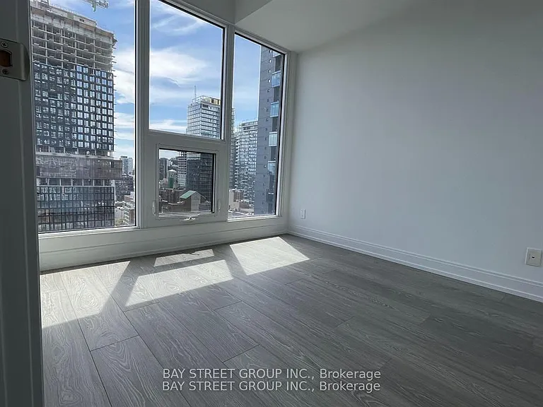 181 Dundas St E #1705 — Photo 7