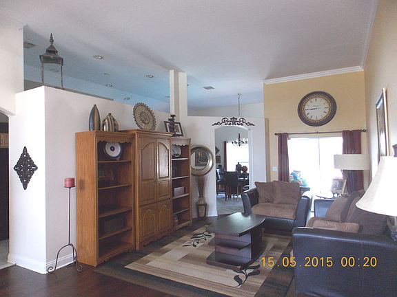 4th image of 624 Addison Dr NE
