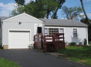 36781 N Elizabeth Dr, Lake Villa, IL 60046