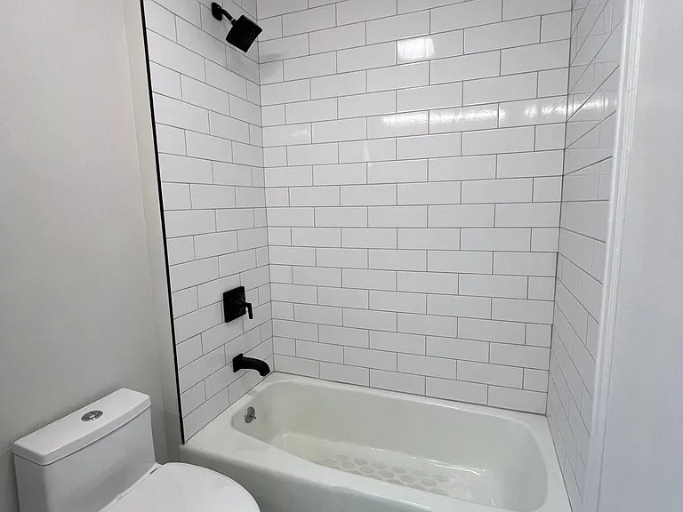 48 Bright St #4 — Photo 22