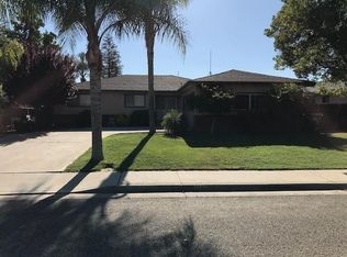 1189 N Mark Dr, Dinuba, CA 93618