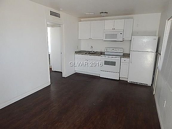 5th image of 409 W Adams Ave APT 4