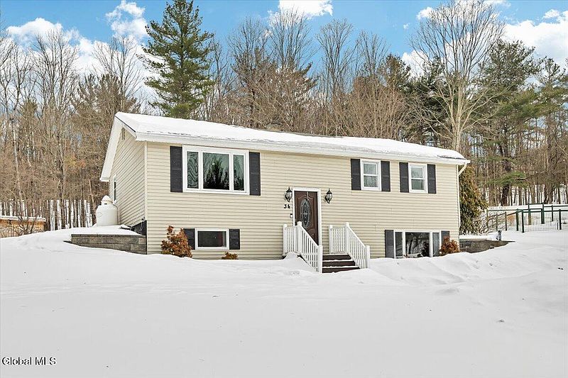 2nd image of 34 Shelterwood Road