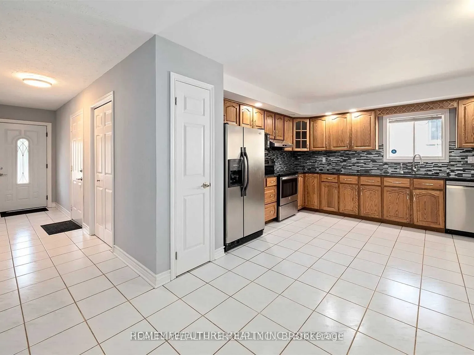 3 bed, $2,550 — Photo 4