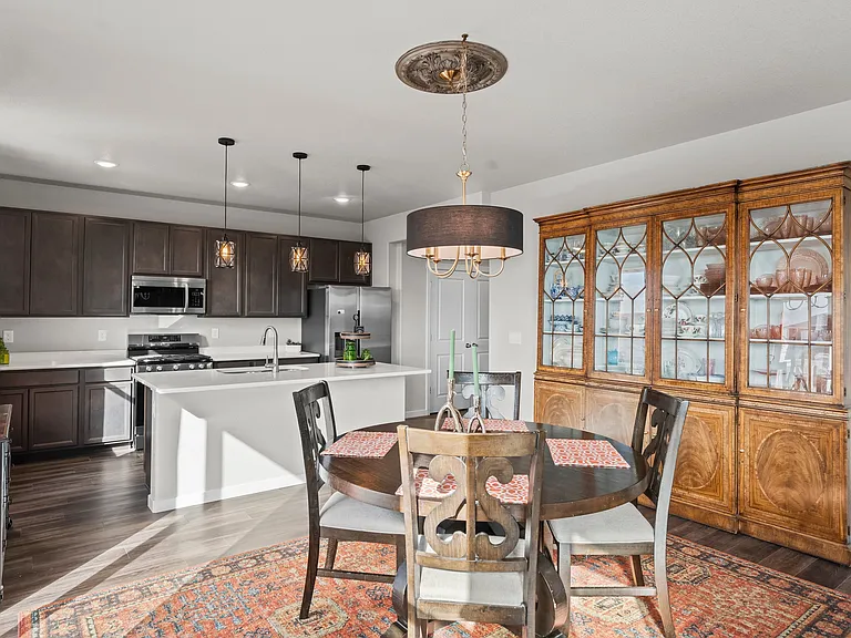5204 Roundhouse Dr — Photo 7
