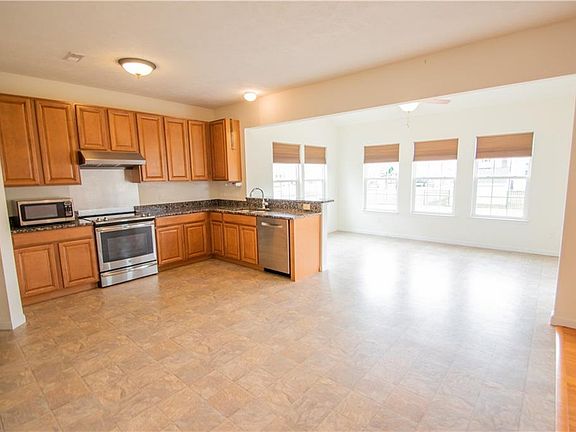 4th image of 3110 Wheaton Dr