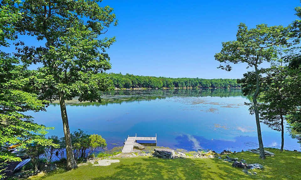 127 Mountain Lake Dr, Dingmans Ferry, PA 18328 Zillow