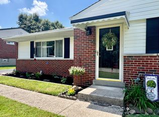 3843 Creek Rd, Cincinnati, OH 45241