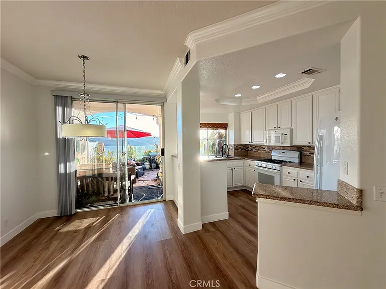 28723 La Siena — Photo 19