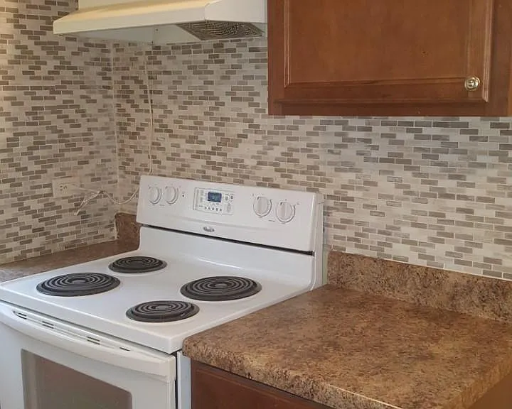 5908 Rockbridge Rd — Photo 3