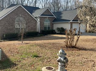 4177 Defoors Farm Dr, Powder Springs, GA 30127