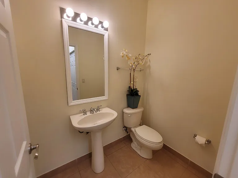 2582 Langrove Ln SW — Photo 9