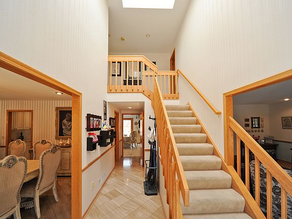 4th image of 2383 Shady Ln