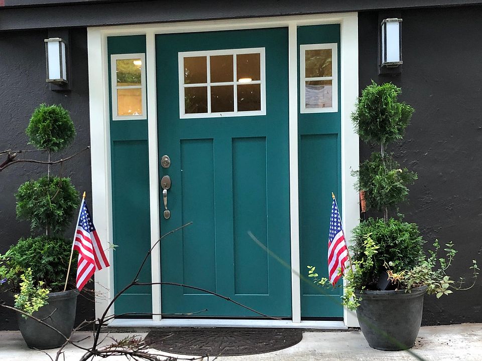 Private entrance