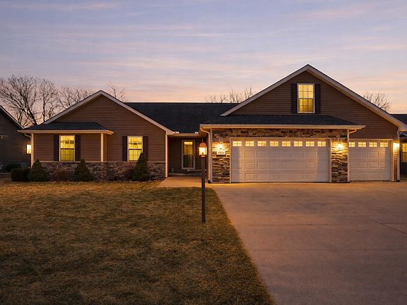 2nd image of 1926 Daisy St SE