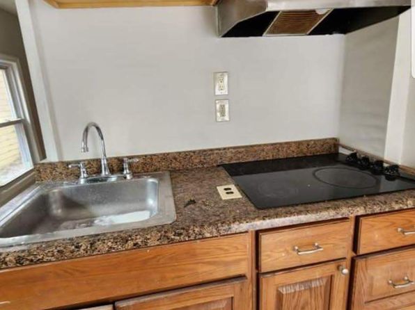 33 Bushnell Ave #B
