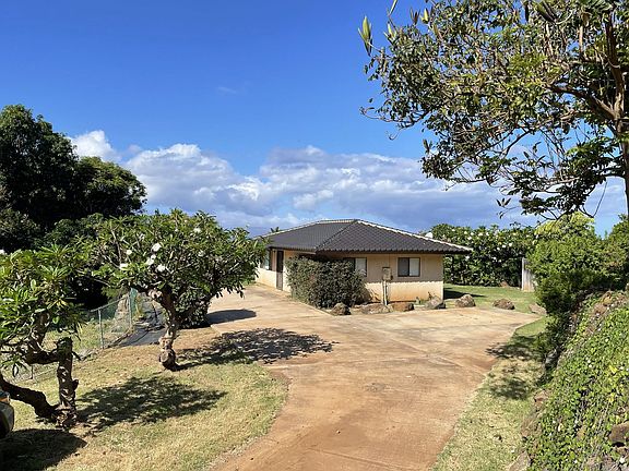 2nd image of 3258 Waileia Pl